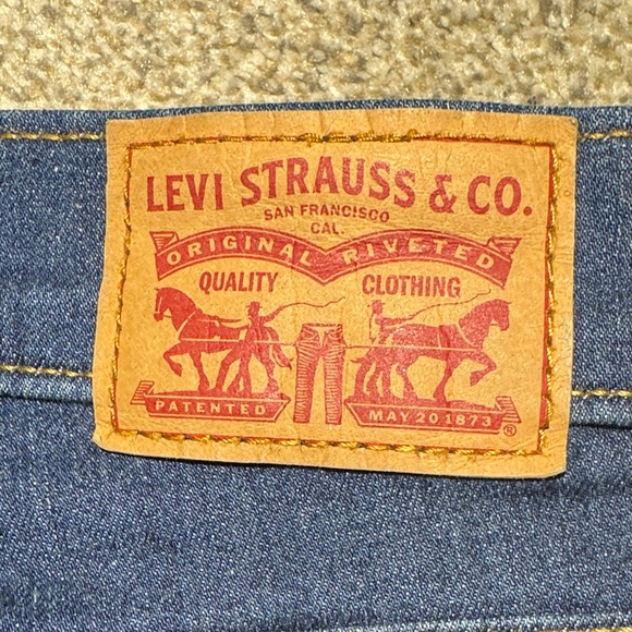 Levi's Women's High Rise Super Skinny Jeans - Dark Blue - Picture 6 of 7